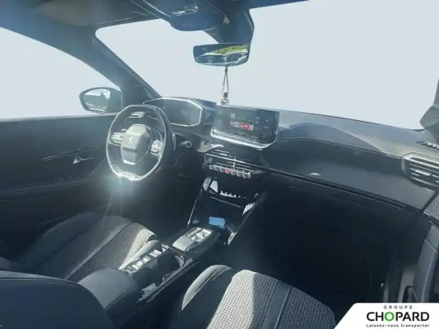 Peugeot 208 puretech 130 s&amp;s eat8 — photo 13