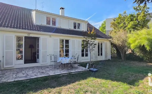 Maison 9 pièces 175 m²