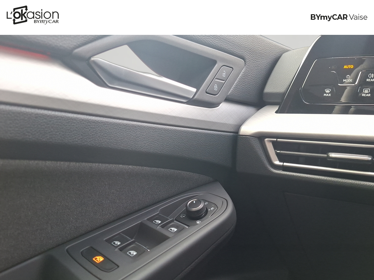 Volkswagen Golf SW 1.5 eTSI EVO2 116 DSG7 — photo 18