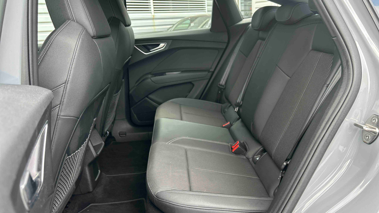 Audi Q4 e-tron Sportback 40 204 ch 82 kWh — photo 12