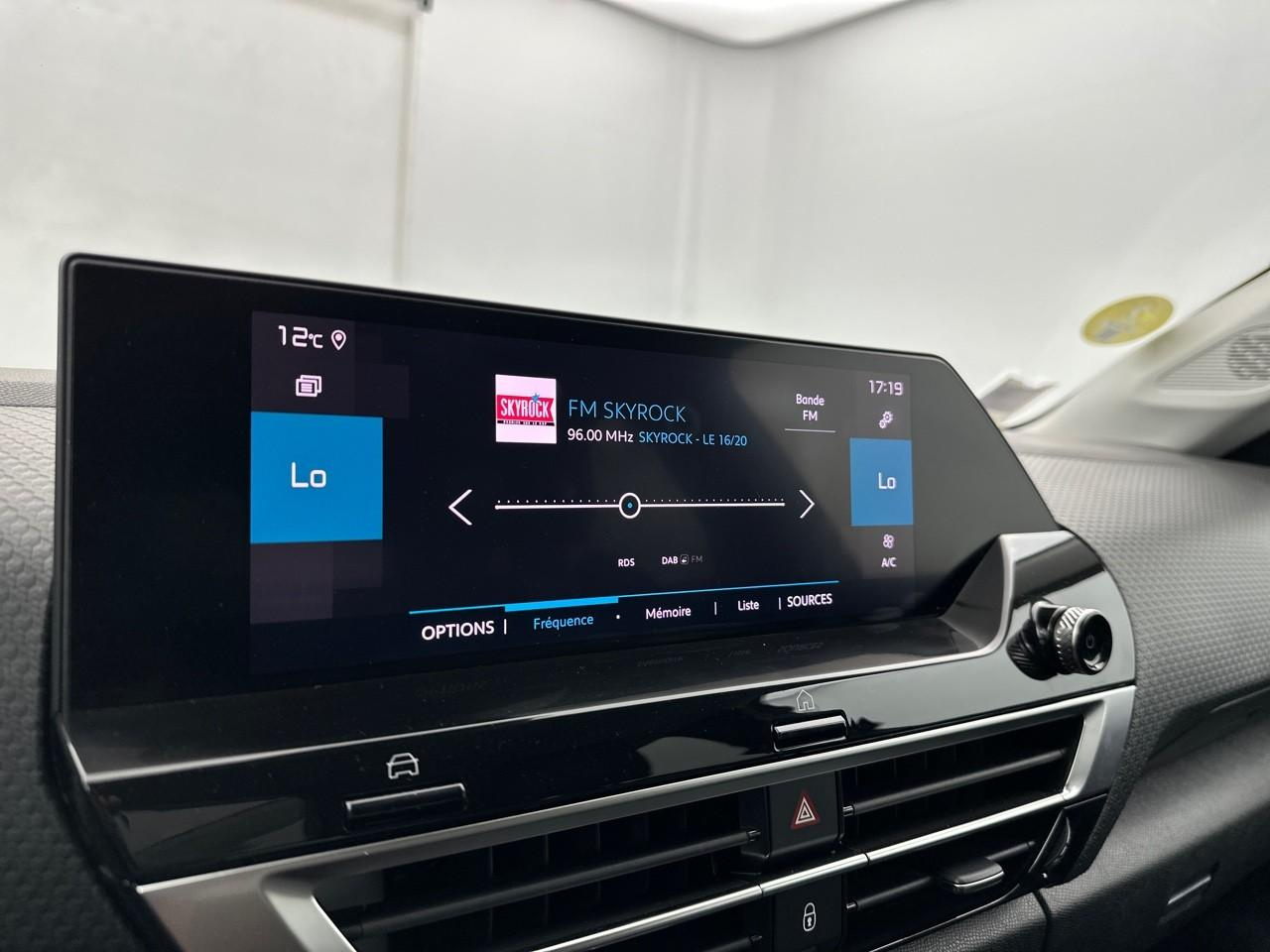 Citroën C4 bluehdi 130 s&s eat8 shine pack — photo 23