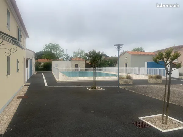 Fermes de l'océan/3chs/bureau/jardin privé/piscine