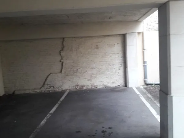 Parking couvert