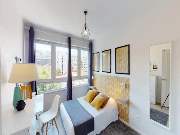 76 charlemagne - chambre 1 (lyon)