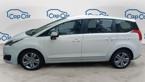 Peugeot 5008 1.6 BlueHDi 120 EAT6 - Allure – 2016 – 166386 km – Diesel – Boîte Automatique — photo 11