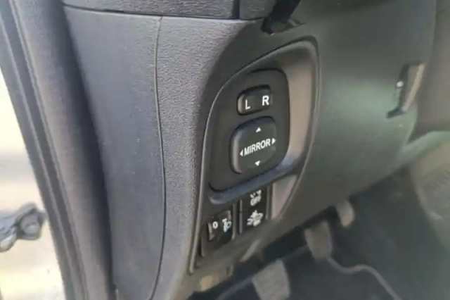 Peugeot 108 vti 72ch s&amp;s bvm5 — photo 29