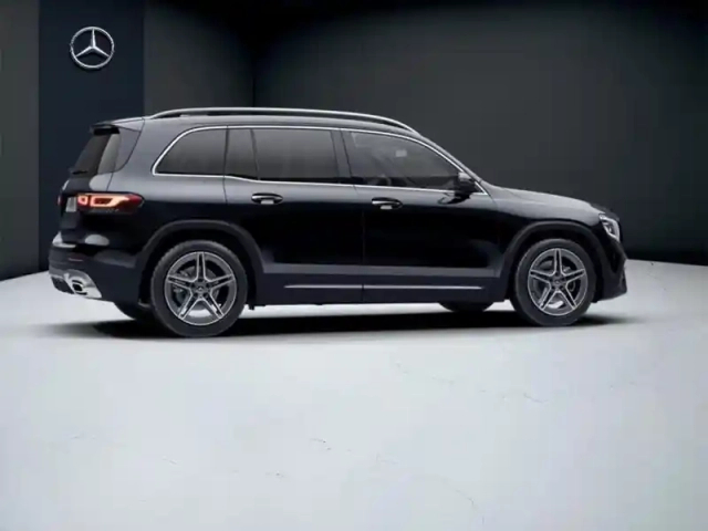 Mercedes Glb 200 d amg line — photo 19