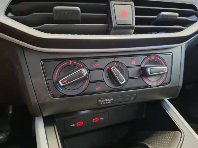 Seat Arona 1.0 tsi 95 ch start/stop bvm5 — photo 37