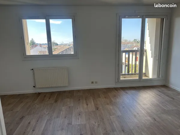 A louer appartement T1 à Mont-de-Marsan