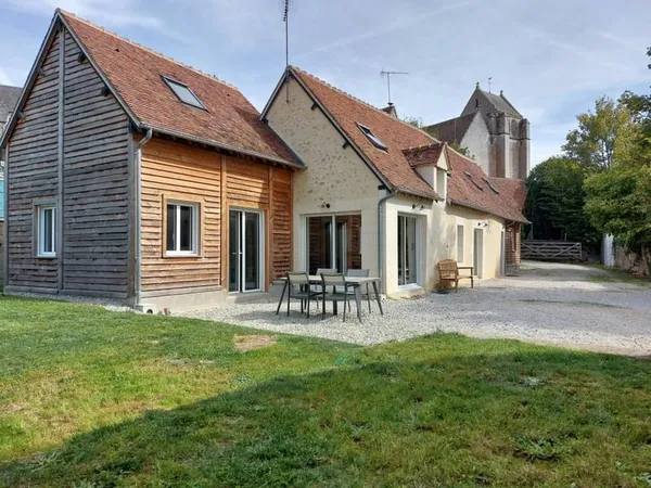 MAISON DE VILLAGE