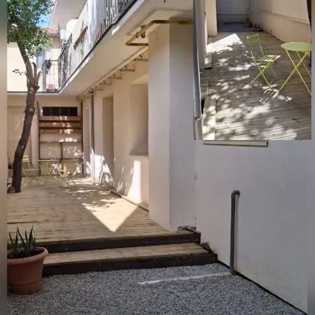 Location T2