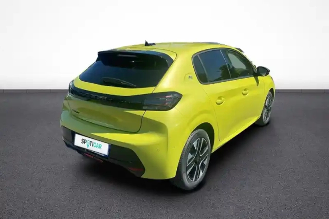 Peugeot 208 electrique 50 kwh 136ch — photo 6