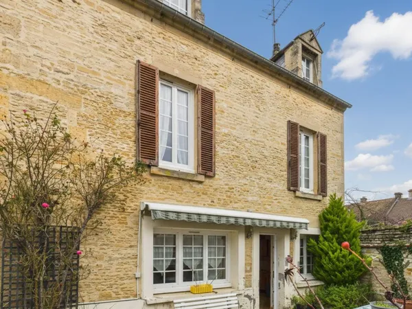 Maison 5 pièces 106 m²
