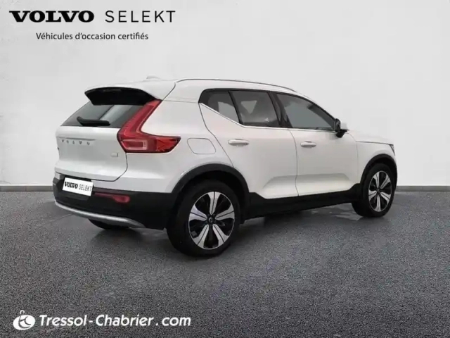 Volvo Xc40 t4 recharge 129+82 ch dct7 ultimate — photo 2
