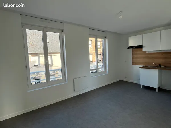 Appartement F2 - 28m² - refait à neuf