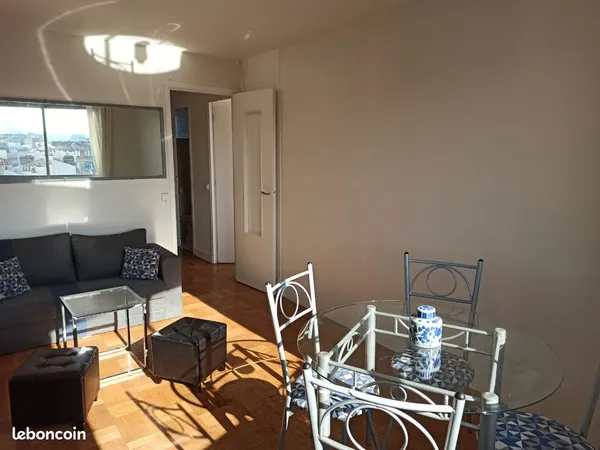 Très joli et lumineux deux pièces 42m2 Boulogne proche 16ème Porte de St Cloud