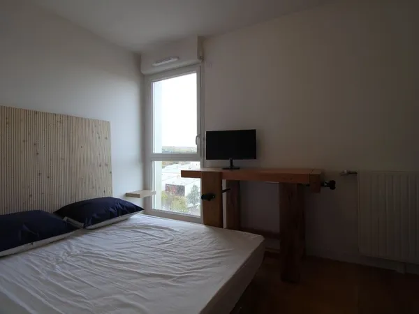 Chambre de 11m2 à louer sur Jouy-le-Moutier
