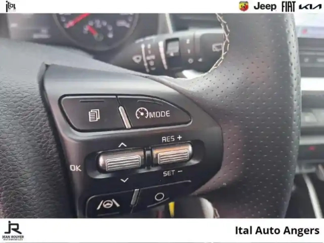 Kia Stonic 1.0 t-gdi 100ch gt line — photo 14