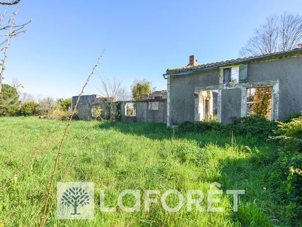 Terrain 639 m²