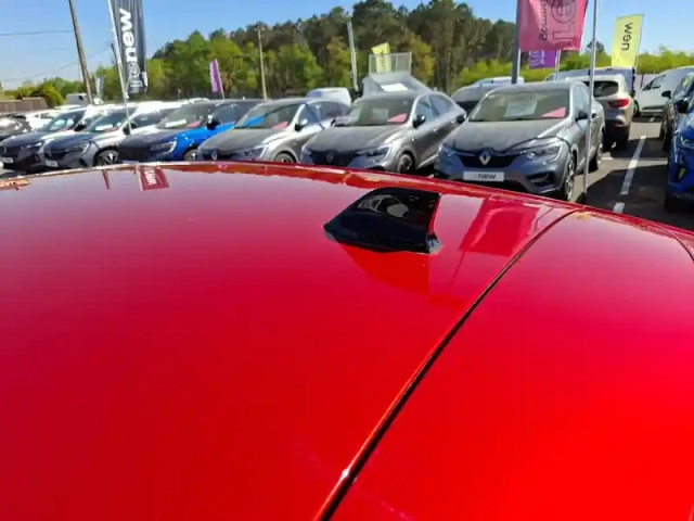 Renault Clio tce 90 — photo 16