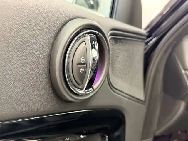 Mini Mini countryman 125 - 95 ch all4 bva6 — photo 21