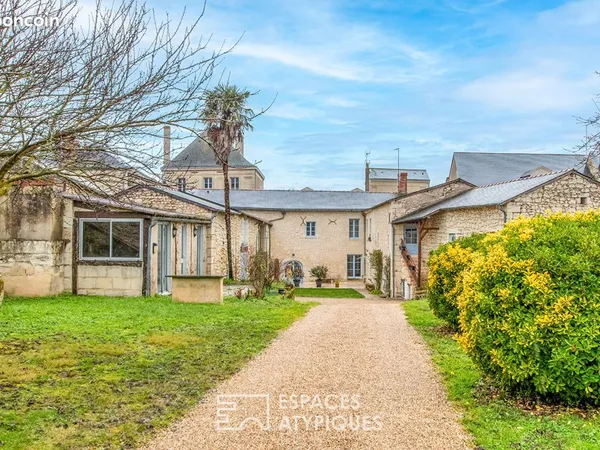 Maison 9 pièces 290 m²