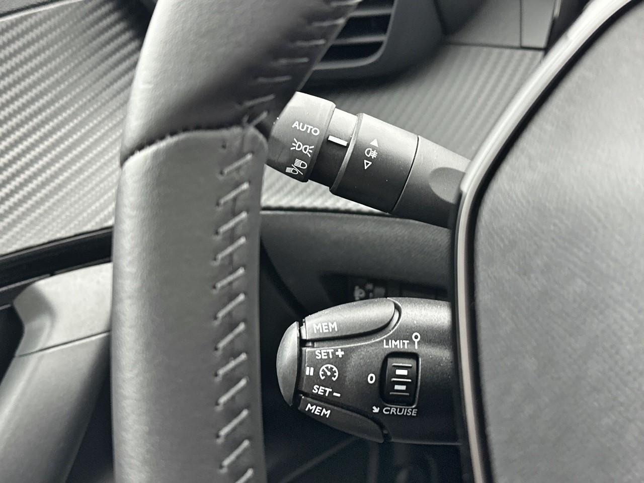 Peugeot 2008 100 s&s bvm6 style — photo 17