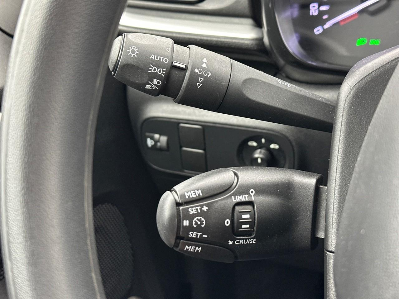 Citroën C3 puretech 83 ch bvm5 plus — photo 17