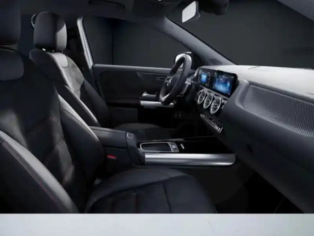 Mercedes Gla 250 e amg line — photo 10