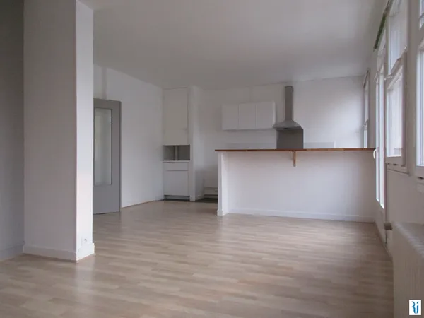 F3 ROUEN (76000) 28 Rue Jacques Lelieur