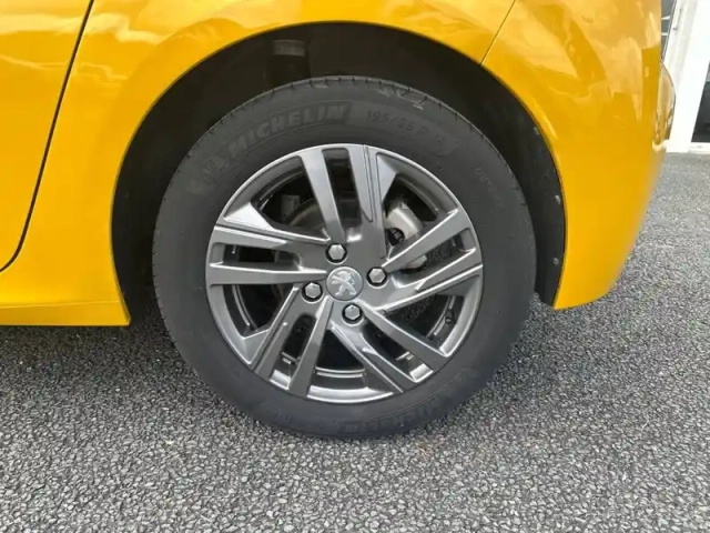 Peugeot 208 puretech 100 s&amp;s bvm6 — photo 37