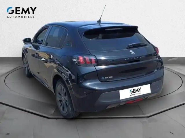 Peugeot 208 electrique 50 kwh 136ch — photo 7