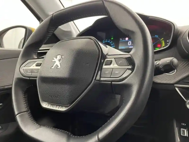Peugeot 208 electrique 50 kwh 136ch — photo 30