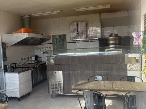 Vend fond de commerce pizza sur place et en emporter