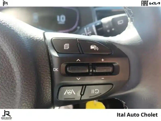 Kia Stonic 1.0 t-gdi 100ch active dct7 — photo 13