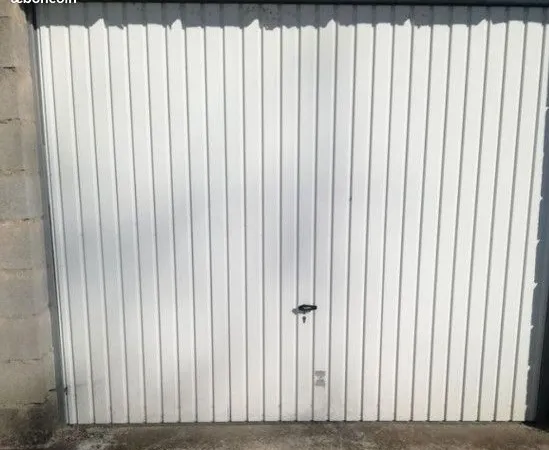 Garage a louer