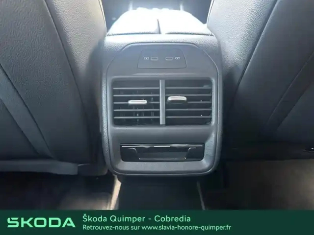 Skoda Superb combi 2.0 tdi scr 150ch sportline dsg7 — photo 13