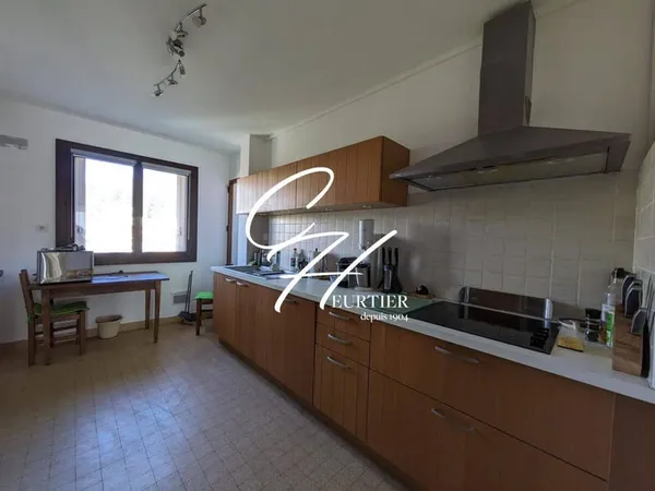Appartement 5 pièces 107 m²