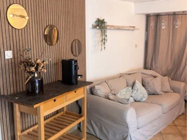 Studio meublé