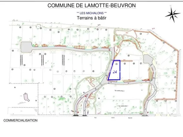 Terrain 627 m²