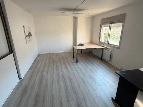 Bureau 22 m carré à louer