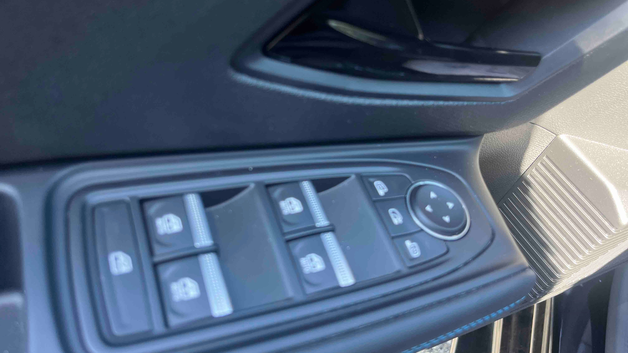 Renault Clio E-Tech full hybrid 160 ch — photo 17