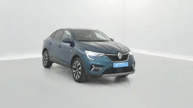 Renault Arkana mild hybrid 140 edc fap - 22 — photo 6