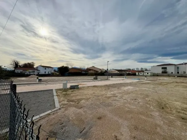 Terrain 309 m²