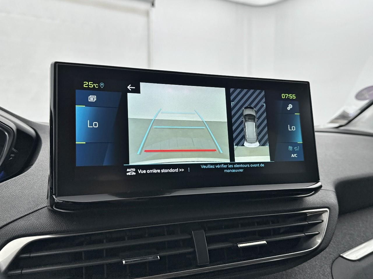 Peugeot 3008 hybrid 225 e-eat8 allure pack — photo 26