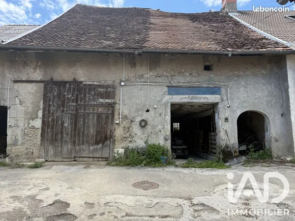 Grange 10 pièces 230 m²