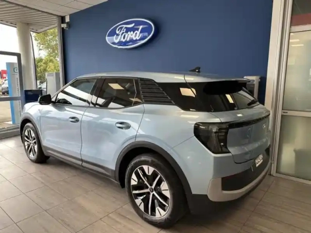 Ford Explorer 286ch extended range 77kwh rwd — photo 7