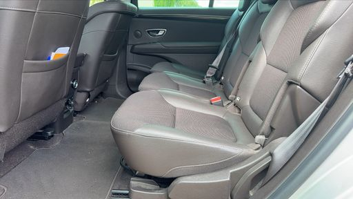 Renault Espace 1.6 dCi 160 Energy EDC - Zen – 2018 – 175763 km – Diesel – Boîte Automatique — photo 9