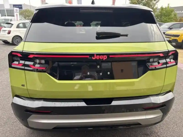 Jeep Compass 1.6 turbo t4 225ch e-hybrid plug-in first edition bvr7 — photo 6