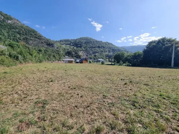 Terrain 1525 m²